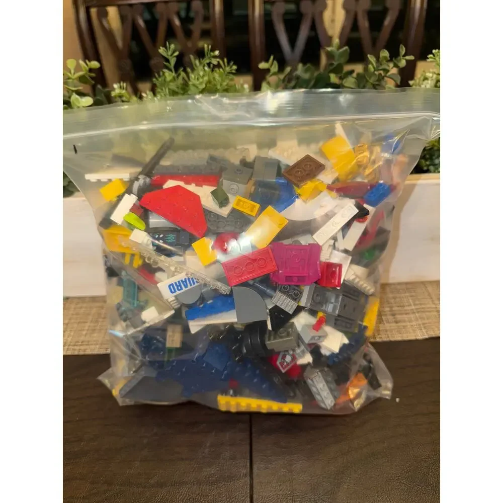 Lego Bricks and Misc Pieces 2.60 lbs Multiple sets and variety of bricks